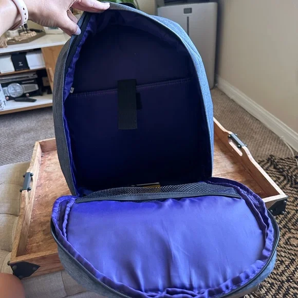 Exclusive Twitch Partnership Backpack - Picture 3 of 3